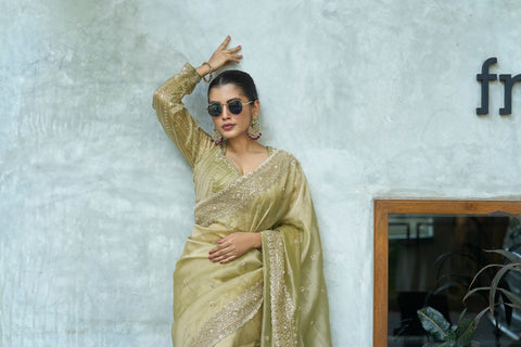 Pista Pearl Banarasi