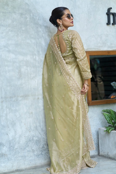 Pista Pearl Banarasi